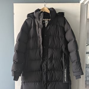 Aritzia Superpuff Long, Size M